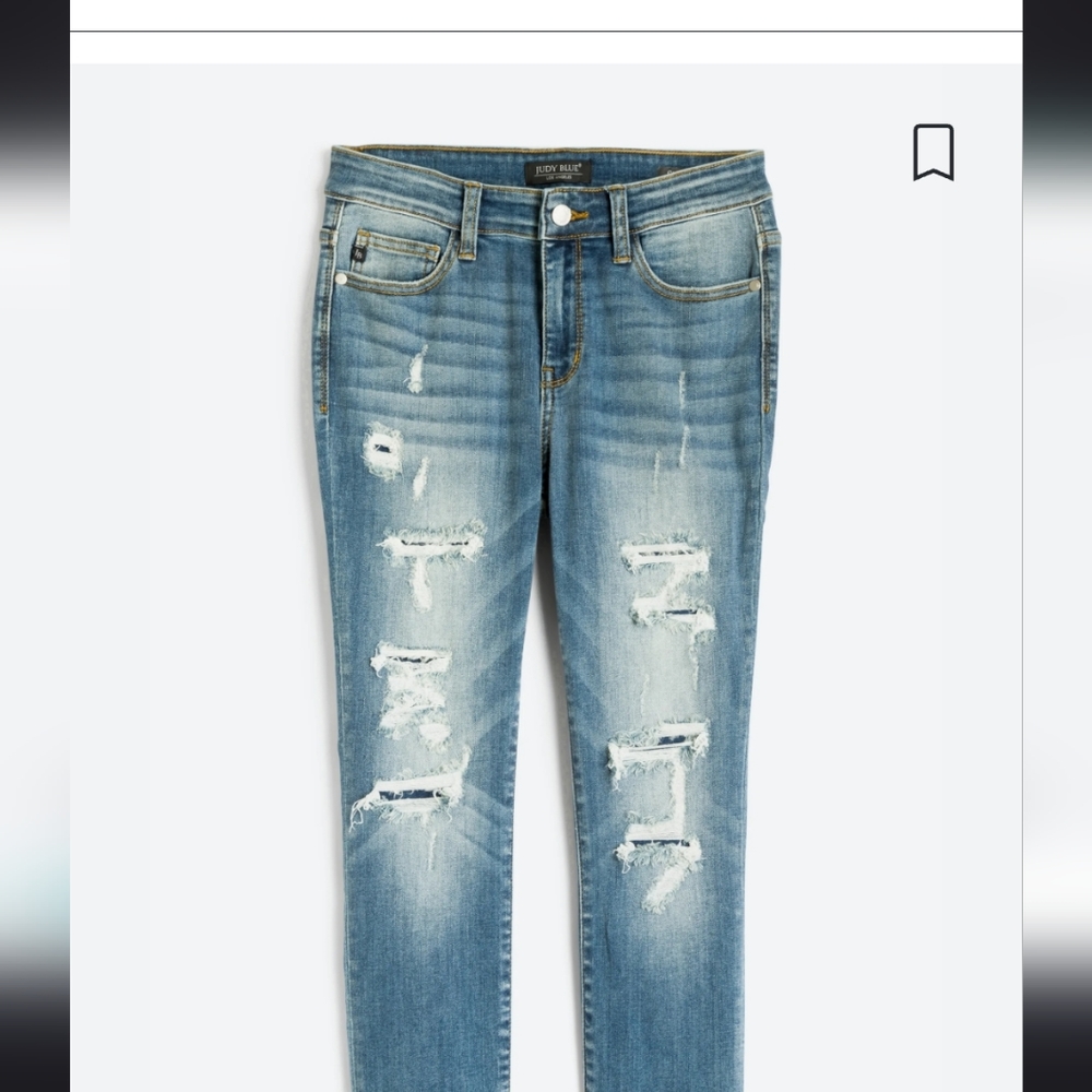 BOGO Free till Sunday! Judy Blue Capri Jeans